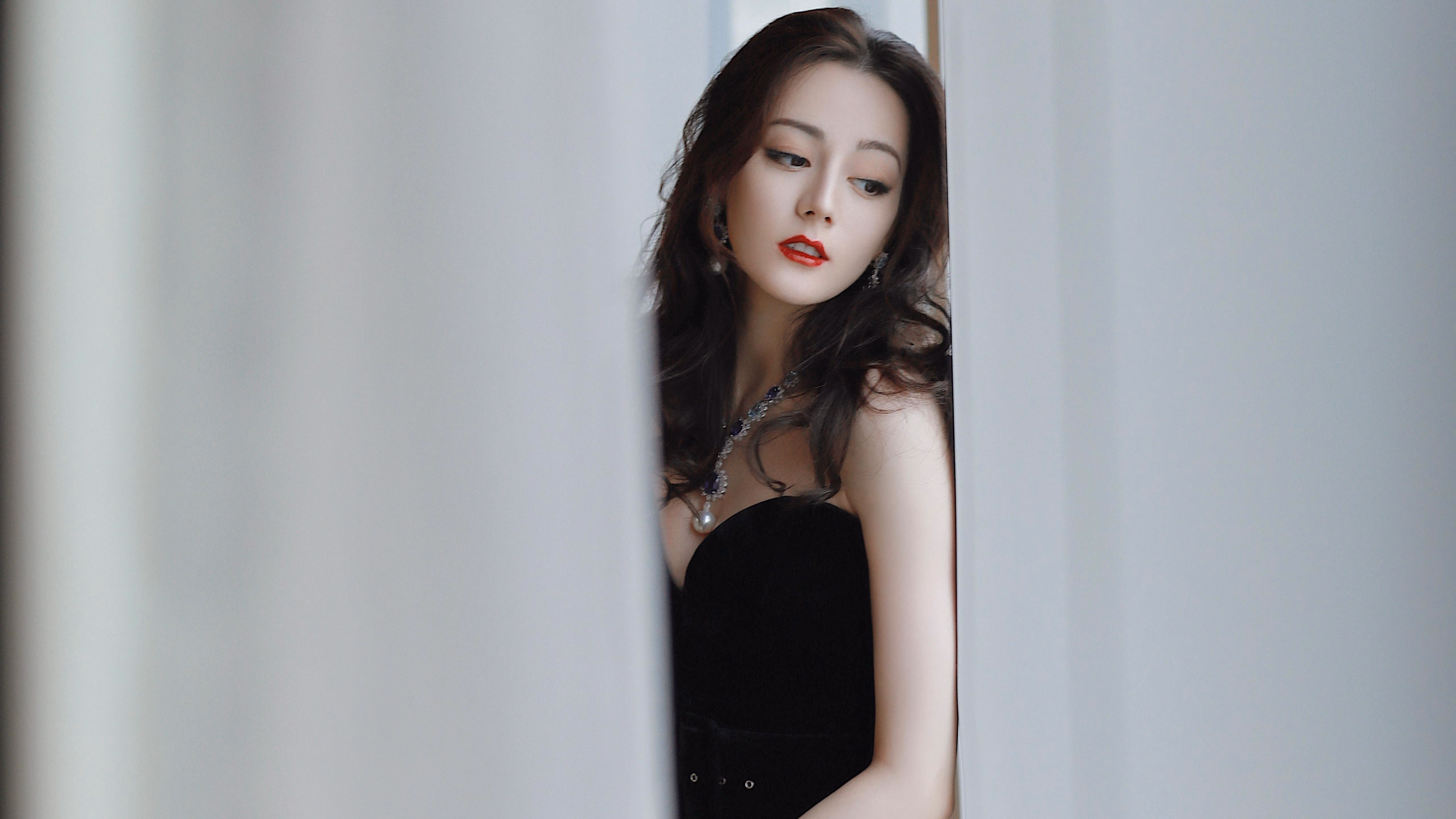 _湖人队斗志昂扬,延续胜利势头_,湖人队v