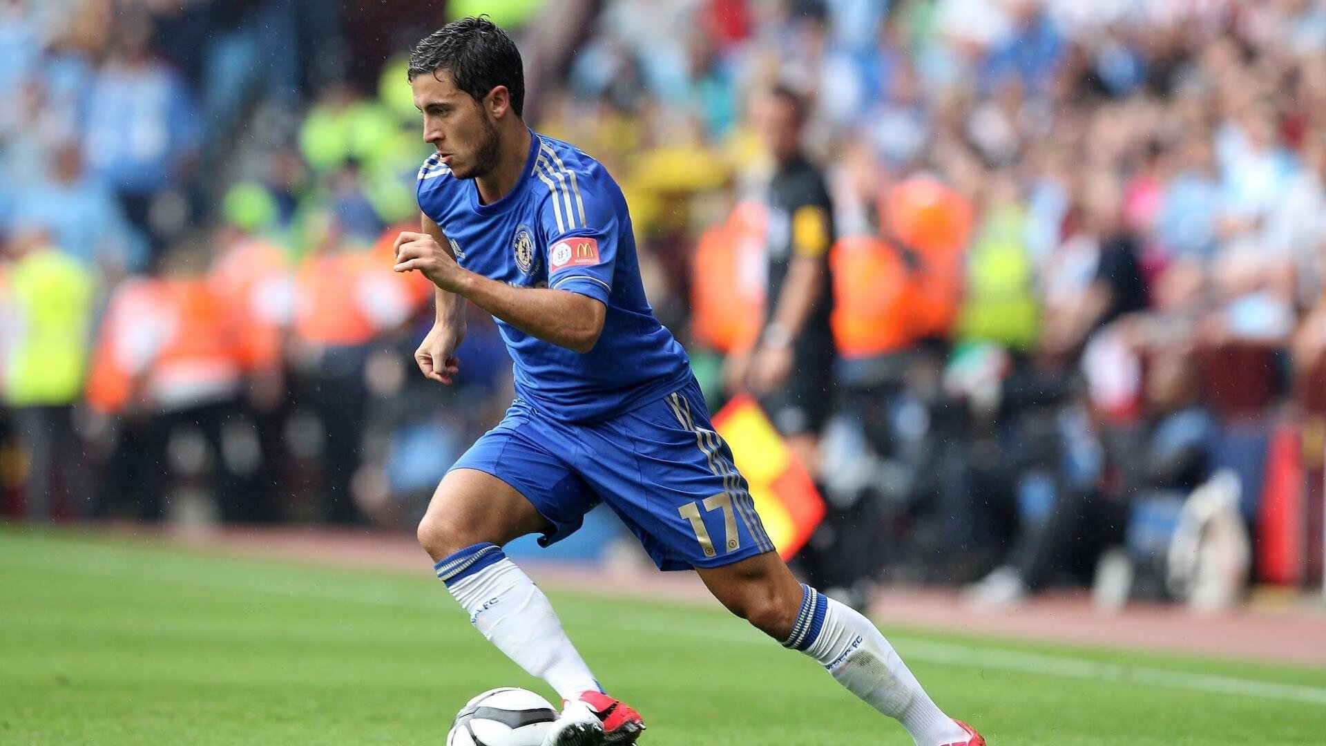 李恩：全黑队的“中场铁卫”，每一次防守都稳如磐石