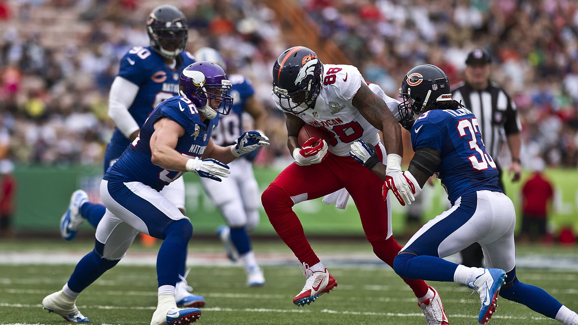 九游中心官网-皮特·库策泳池内外双重突破，特里库皮斯